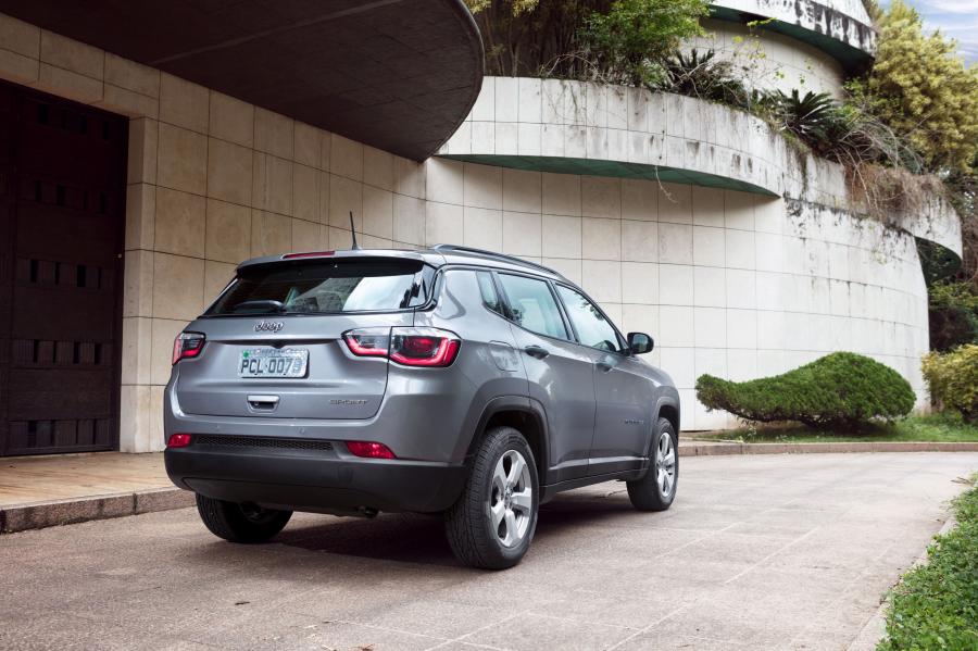  Jeep Compass Sport 2016 года  (LA) (фото 11 из 12)